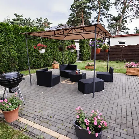 Деревянный коттедж Rabapark- Pod Krakowem Гдув